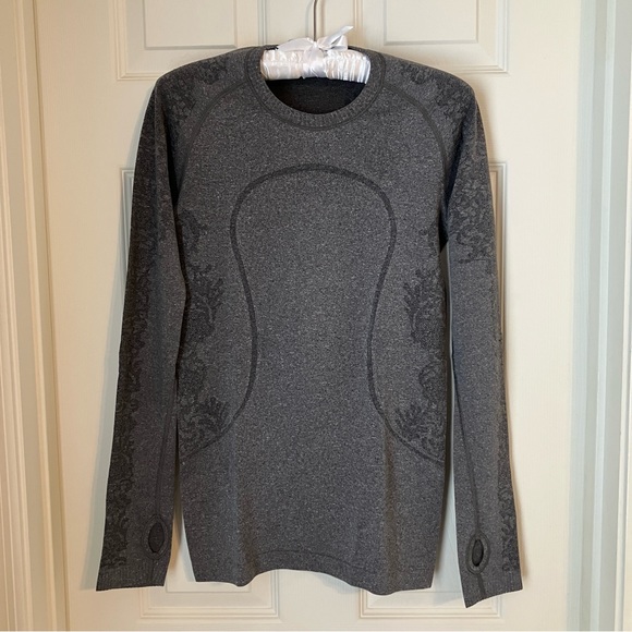 Lululemon Swiftly Tech Long Sleeved Crew in Heathered Black Lace - size 6 - Gray - Picture 3 of 11